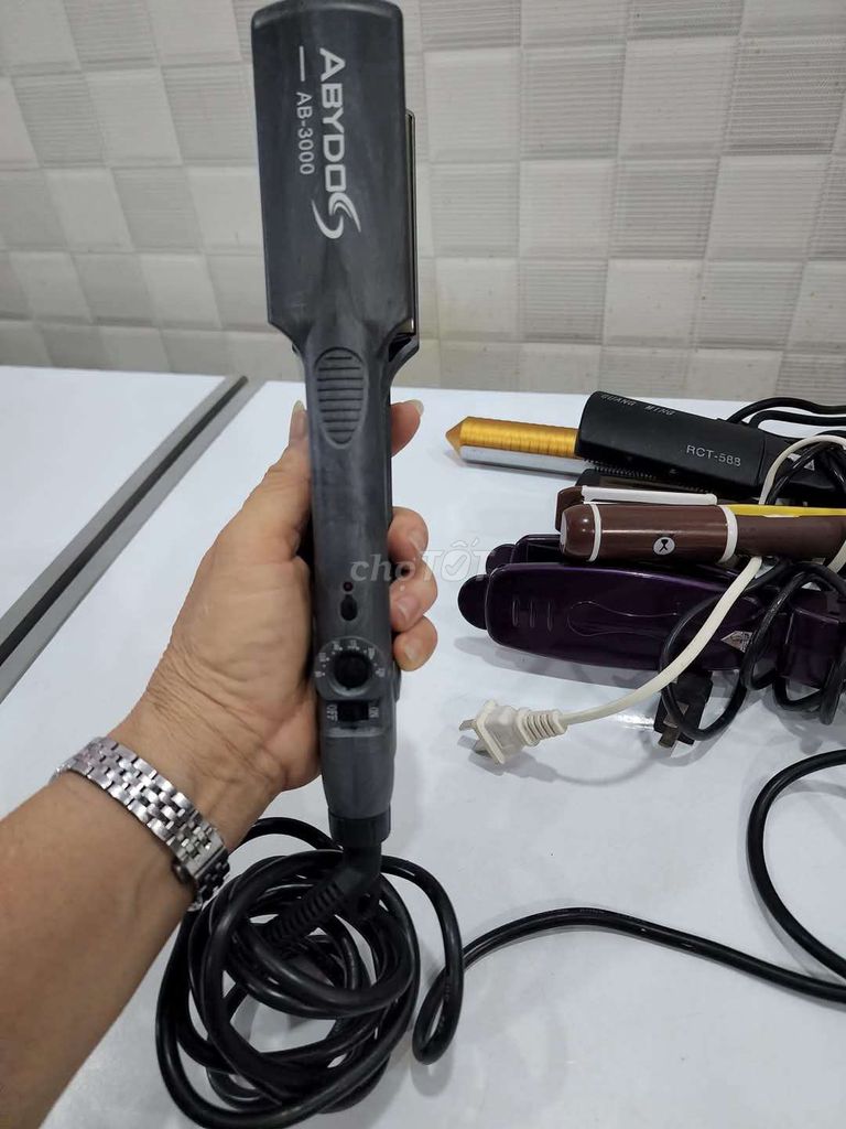 Máy duỗi tóc ABYDOS AB-3000 Xám. Mua bán Nội thất, đồ gia dụng khác tại Quận Gò Vấp Tp Hồ Chí Minh được đăng bởi Bích Liên Hoàng Thị hình 1