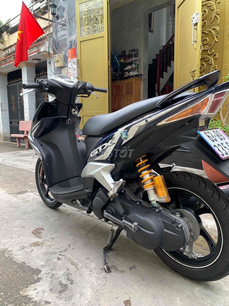 Yamaha Luvias 125cc xanh bạc 39000km Zin100% đẹp