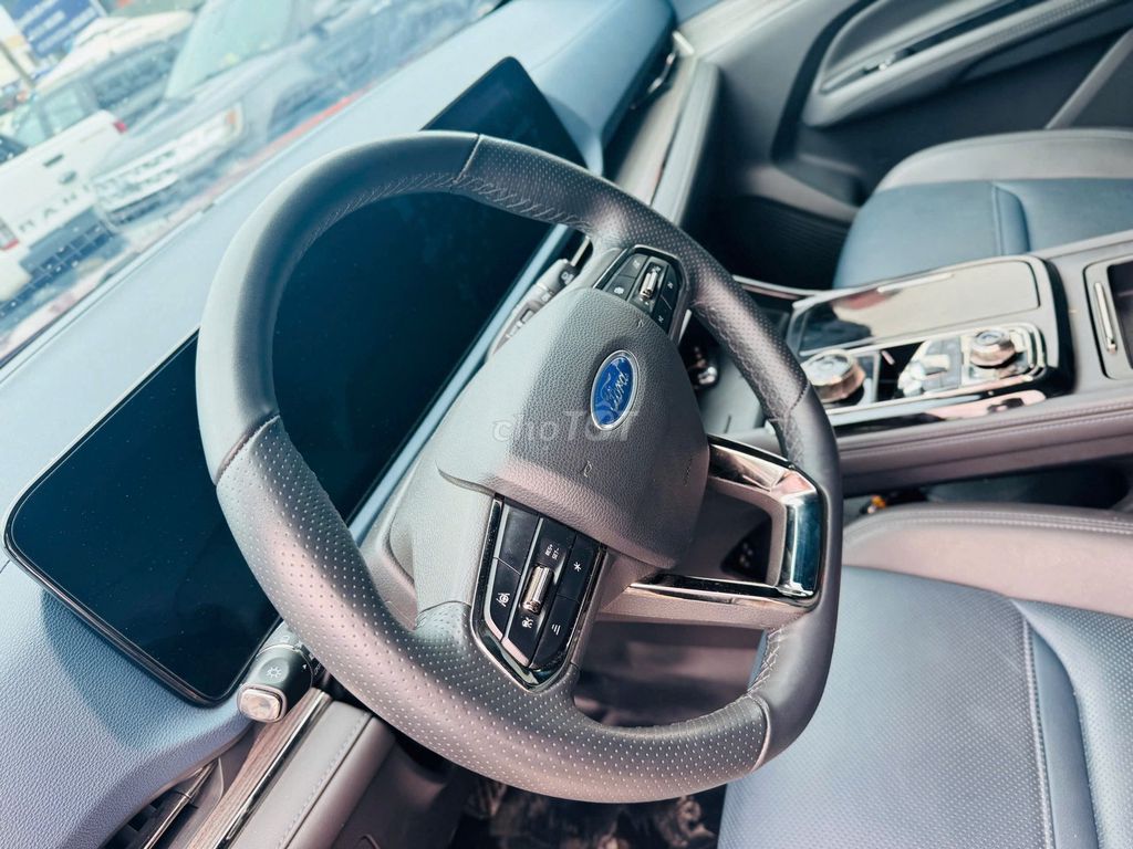 TERRITORY TITANIUM X 2024 - 11.000km - XHĐ FULL. Mua bán Ô tô tại Quận 12 Tp Hồ Chí Minh được đăng bởi Hoàng Ford SG hình 6