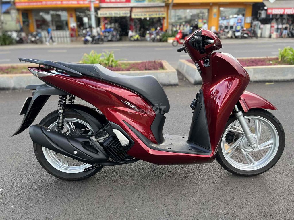 ✔️ Sh125i Abs máy móc nguyên zin ko lỗi xchính chủ. Mua bán Xe máy tại Thành phố Long Khánh Đồng Nai được đăng bởi Duy Linh Xe Máy Chợ Long Khánh  hình 5