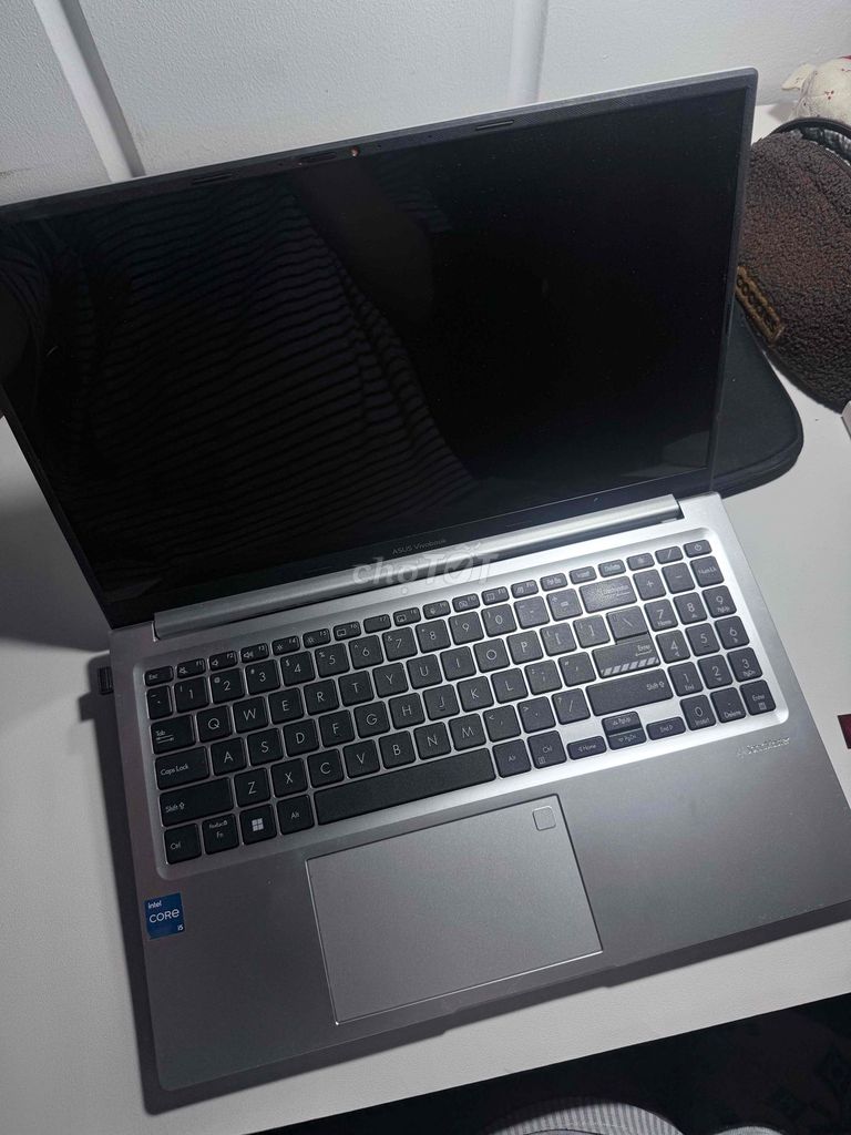 Asus X1505ZA OLED i5 15.6 inch 16GB/512GB Bạc. Mua bán Laptop tại Huyện Bình Chánh Tp Hồ Chí Minh được đăng bởi Hanaa Luv hình 1