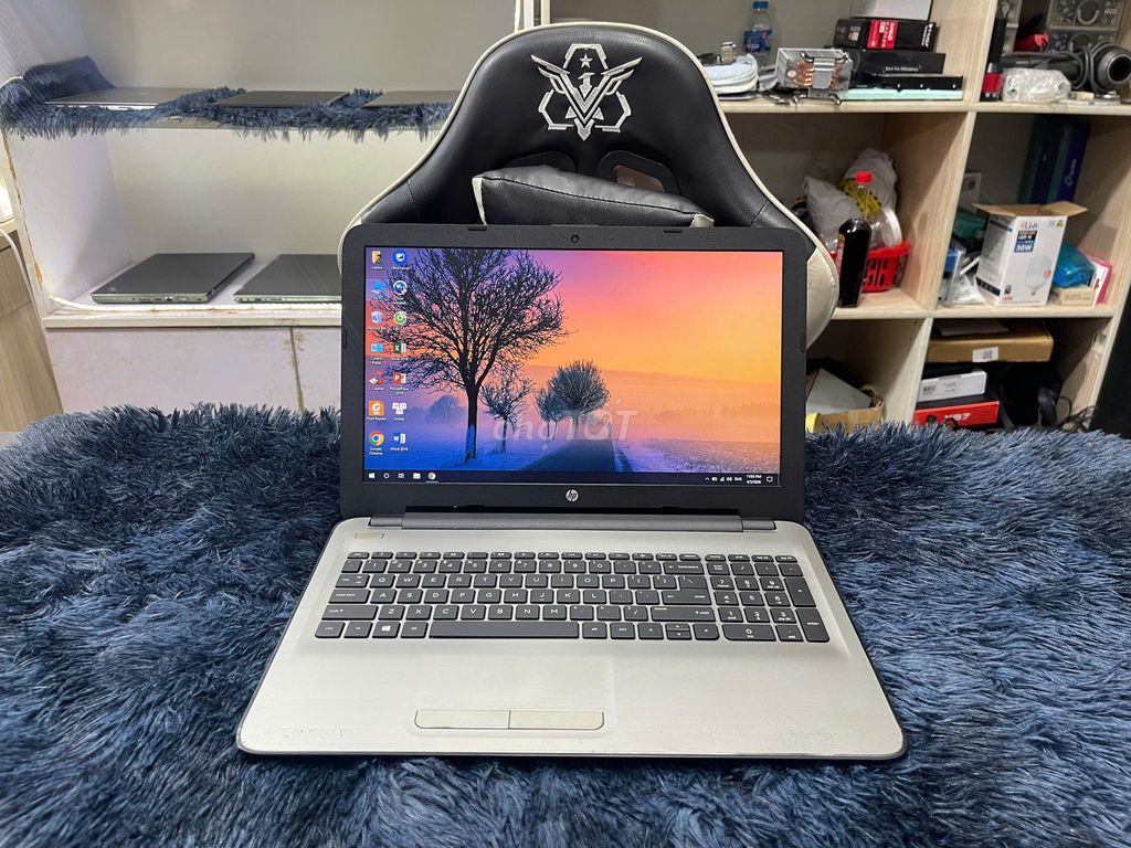 HP 15-AY ( I3-5005U/ RAM 8GB/ SSD 128GB/ 15.6"HD). Mua bán Laptop tại Thành phố Thủ Dầu Một Bình Dương được đăng bởi LAPTOP HUỲNH PHÁT hình 1