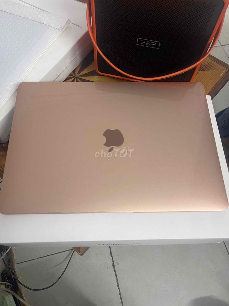 Macbook air m1 2020 gold SA fpt sạc97 lần fullbox