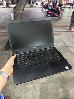 Laptop Dell Cpu i5-7440HQ ram 8G ssd 256G