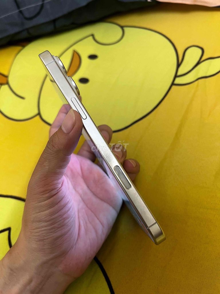 Apple iPhone 16 Promax 256GB Trắng 99% zin áp. Mua bán Điện thoại tại Quận Tây Hồ Hà Nội được đăng bởi Nguyễn Văn Lung hình 1