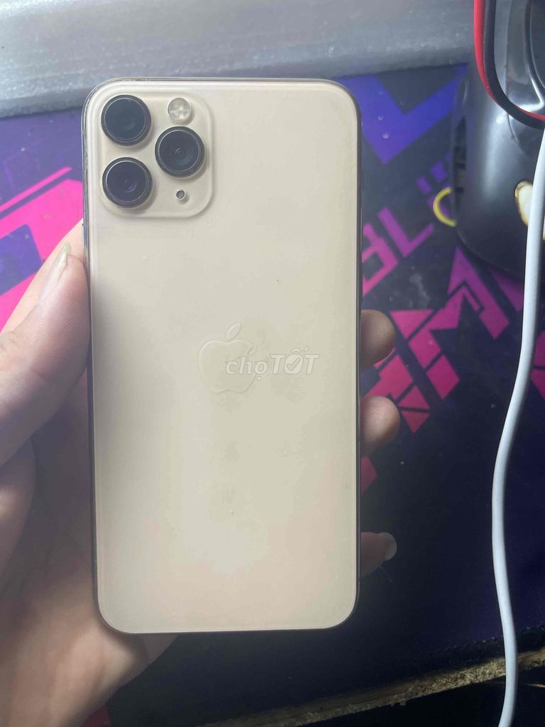 iPhone 11 Pro 64GB Vàng. Mua bán Điện thoại tại Huyện Bình Chánh Tp Hồ Chí Minh được đăng bởi khang hình 1