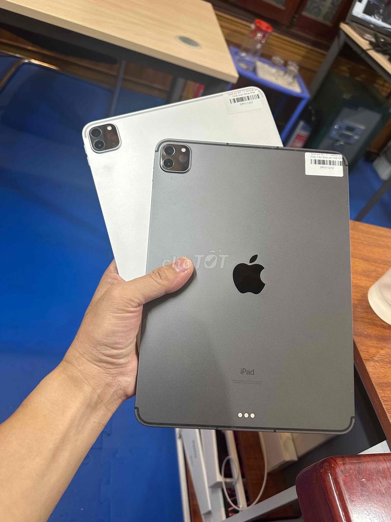 thanh lý pro M1 128g 5g p100 sạc ít lần ios 15