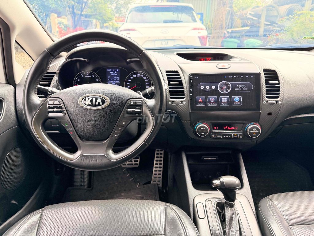 Kia K3 Gia Đình Cần Bán. Mua bán Ô tô tại Quận Cẩm Lệ Đà Nẵng được đăng bởi Nguyễn Liễu hình 7