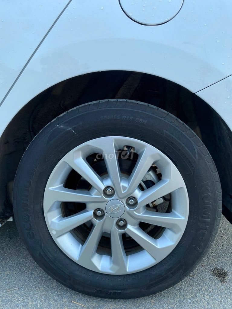 Bán xe accent 2023. Mua bán Ô tô tại Thành phố Vinh Nghệ An được đăng bởi Ngo Huong Kieu hình 5