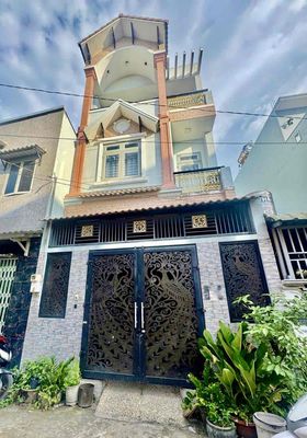 BÁN NHÀ 3 TẦNG ĐÚC HẺM XE HƠI LÊ VĂN KHƯƠNG QUẬN 12 GIÁ RẺ 5,4 TỶ. Mua bán nhà ở tại Quận 12 Tp Hồ Chí Minh được đăng bởi Nguyễn Thanh Hùng