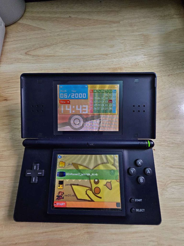 Nintendo DS lite