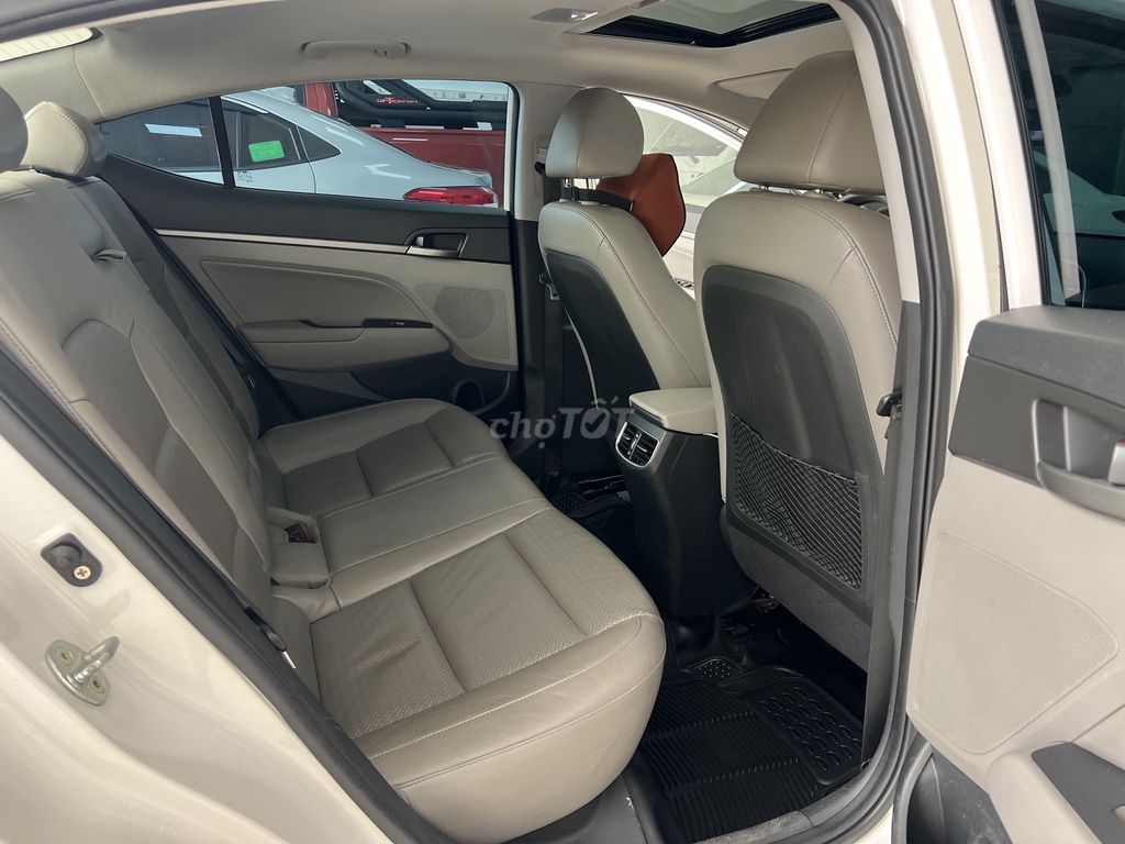Hyundai Elantra 2017 2.0 AT - 85000 km. Mua bán Ô tô tại Thành phố Bảo Lộc Lâm Đồng được đăng bởi Trung tâm mua bán ÔTÔ  XE MÁY Ngọc Ánh hình 13