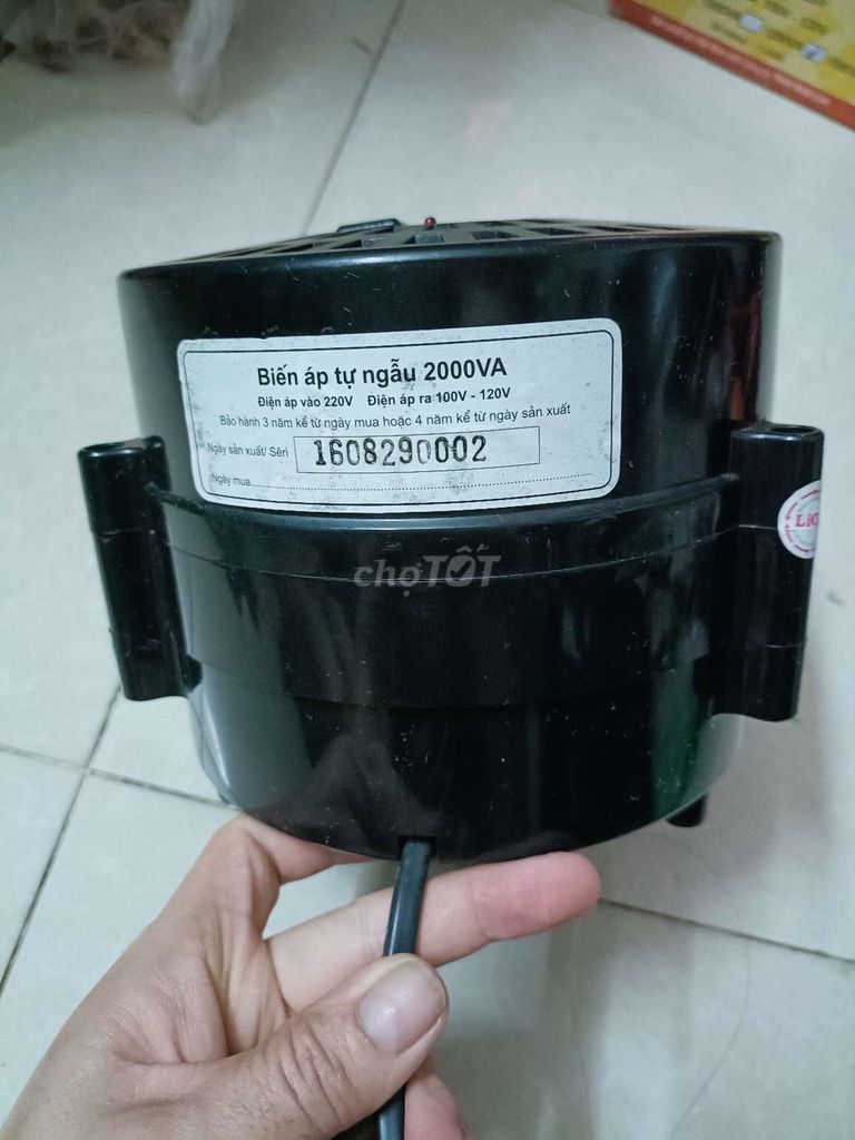 Ổn áp Lioa 2kva còn nguyên tem hãng xài tốt nhé