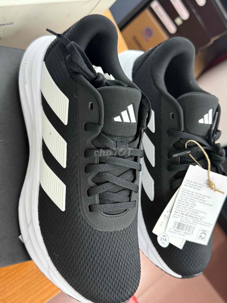 Giày thể thao Adidas 39, 40 Đen, Trắng. Mua bán Giày dép tại Thành phố Thái Bình Thái Bình được đăng bởi vu anh toàn hình 1