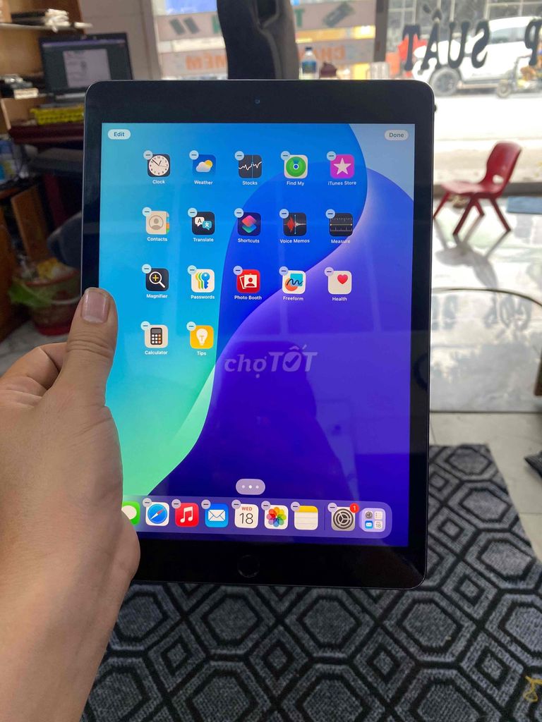 Apple iPad Gen 7 32GB Xám. Mua bán Máy tính bảng tại Quận Hồng Bàng Hải Phòng được đăng bởi nguyễn văn tuân hình 1