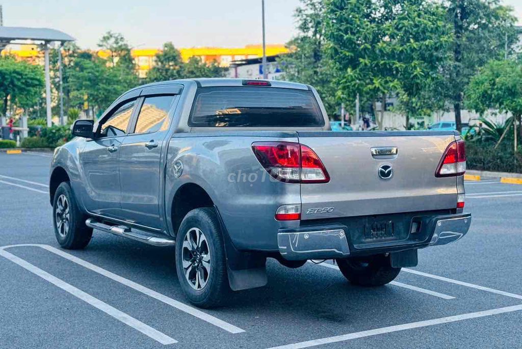 Mazda BT 50 2018 2.2L 4x2 AT - 130000 km. Mua bán Ô tô tại Quận Cầu Giấy Hà Nội được đăng bởi Tuấn Xe Lướt  hình 3