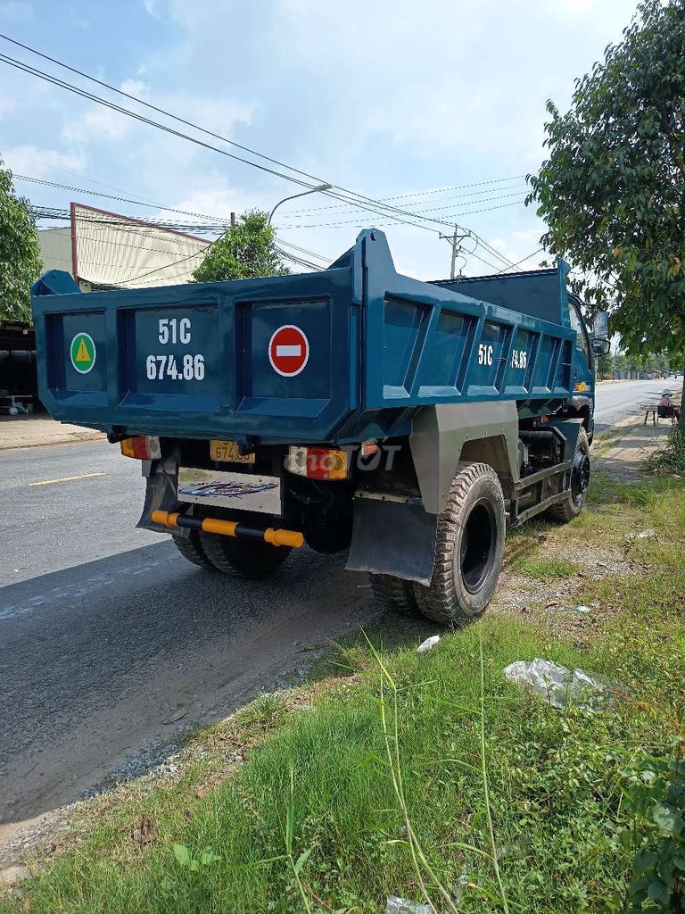 Ít hàng chạy nên bán. Mua bán Xe tải, xe ben tại Huyện Cần Đước Long An được đăng bởi Nguyễn văn phương hình 4