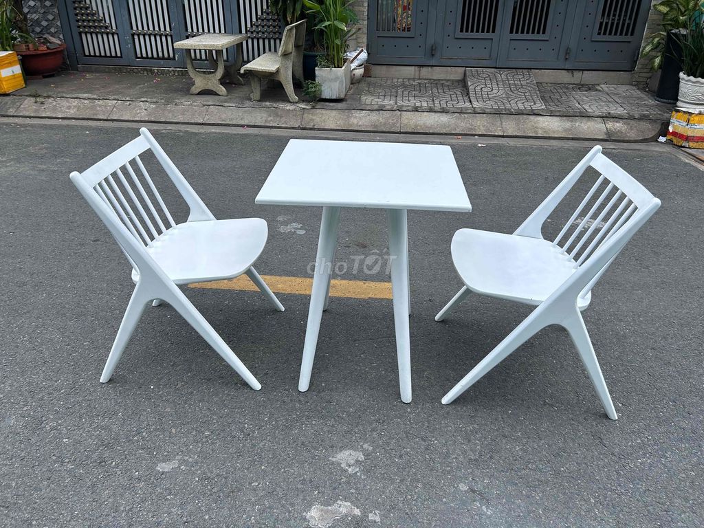 Bộ bàn ghế ăn Gỗ Trắng, bàn ăn 2 người, bàn ăn. Mua bán Bàn ghế tại Quận Tân Phú Tp Hồ Chí Minh được đăng bởi Phúc Nguyễn hình 1
