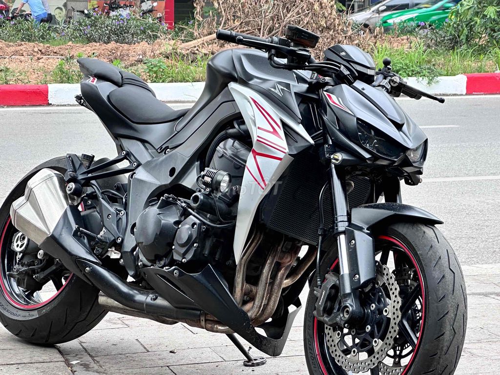 Đổi sprort nên cần ra đi e z1000  sx 2015. Mua bán Xe máy tại Quận Đống Đa Hà Nội được đăng bởi Linh hình 1