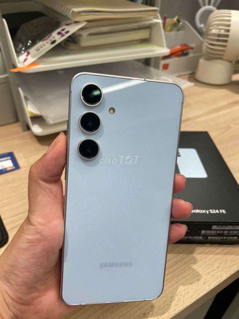 Samsung S24 FE 5G 128GB Xanh dương (cũ, đẹp). Mua bán Điện thoại tại Thành phố Thủ Đức Tp Hồ Chí Minh được đăng bởi Hai Yen hình 1