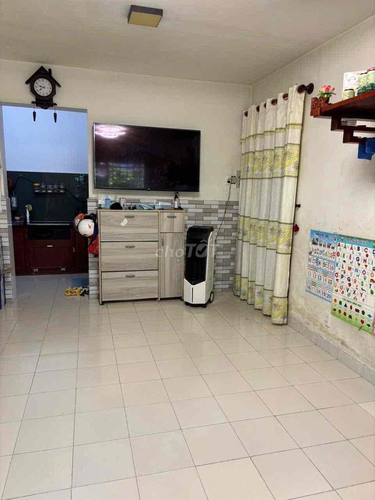 Bán cc tây thạnh  Lầu 2 dt 72m 2p 2vs nhà mới đẹp  Giá 3ty bl  0355537