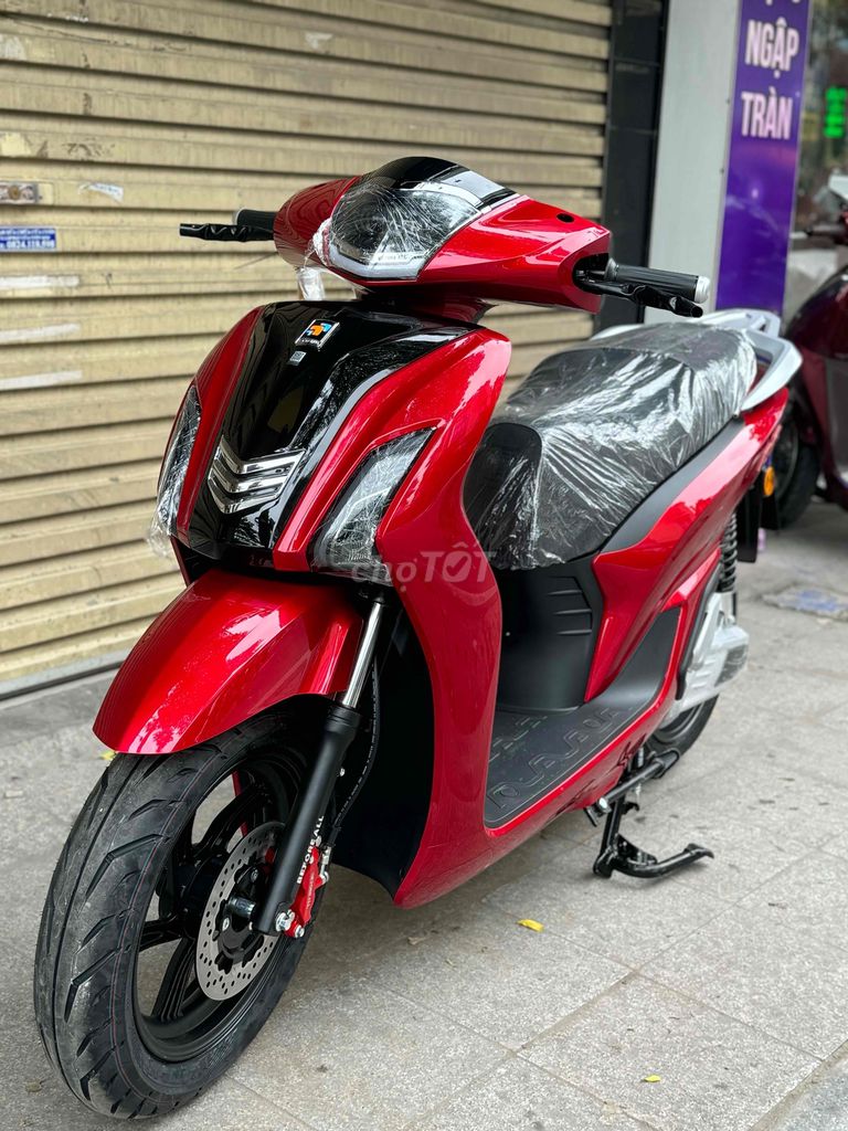 BF xe điện thế hệ mới. Mua bán Xe điện tại Quận Đống Đa Hà Nội được đăng bởi Xe Bảo Tín 61 Nguyễn Lương Bằng HN hình 3