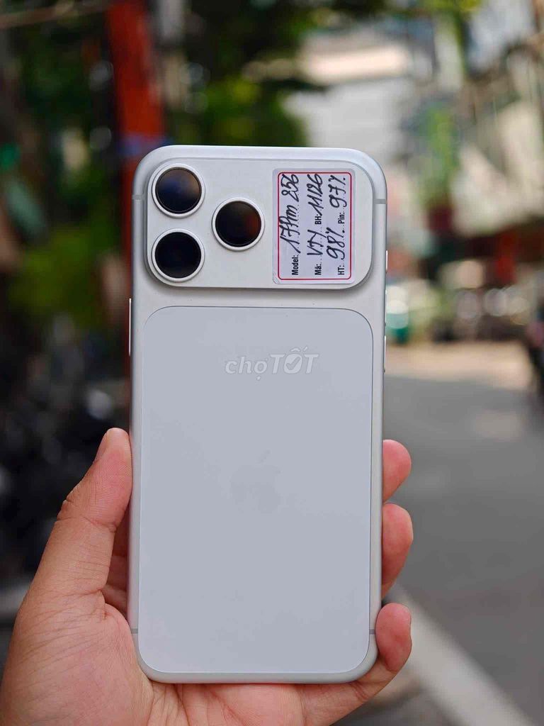 iPhone 17 Promax 256GB Trắng VN P97 11/2026. Mua bán Điện thoại tại Quận Đống Đa Hà Nội được đăng bởi Quý Hoàng hình 1