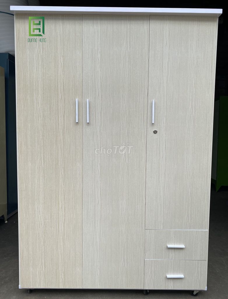 Tủ quần áo Nhựa Đài Loan 3 cánh. Mua bán Tủ, kệ gia đình tại Quận 6 Tp Hồ Chí Minh được đăng bởi LÊ VĂN HÙNG hình 1