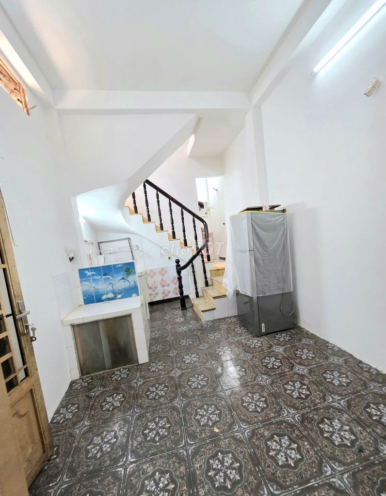 Аренда · 2 комн. · 32 м² · Quận 10, ул. cách mạng tháng tám