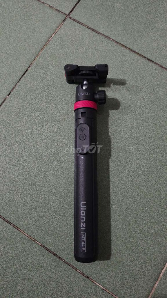 Gậy chụp hình Ulanzi MT-44B Đen. Mua bán Phụ kiện (Màn hình, Chuột...) tại Huyện Bàu Bàng Bình Dương được đăng bởi Tuấn Blue hình 1