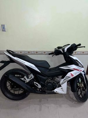 Honda Winner X Trắng đen Côn tay Thể thao. Mua bán Xe máy tại Quận Ngô Quyền Hải Phòng được đăng bởi Tùng