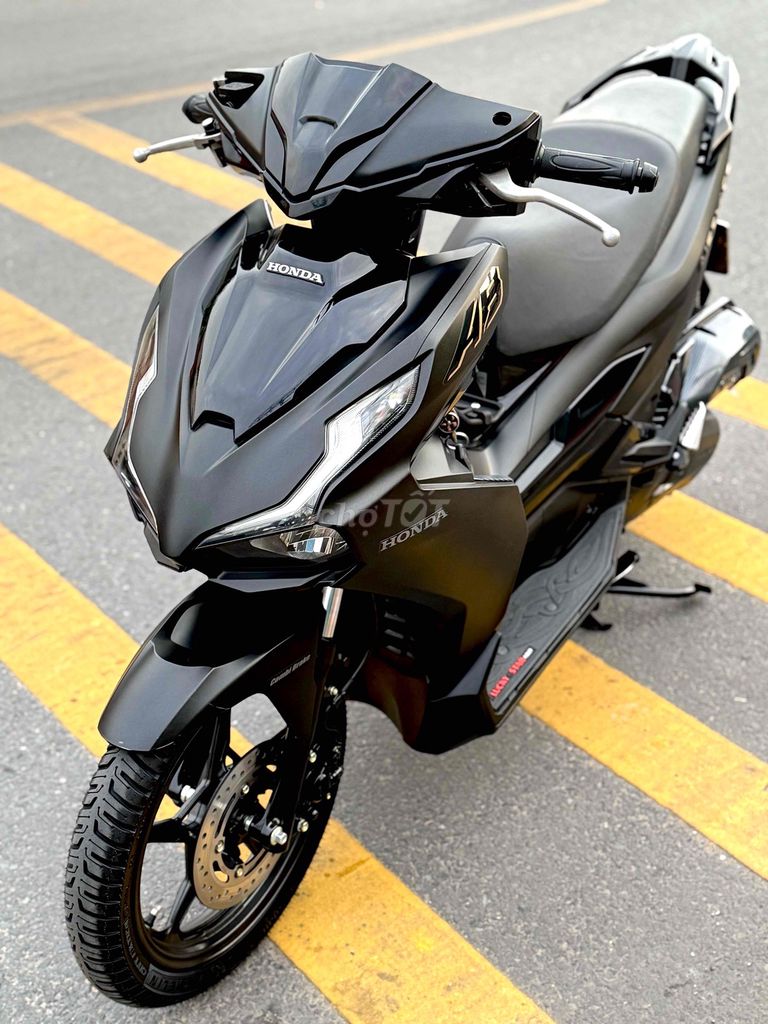 Airblade 125 4Val mẫu 2024 1chủ ít đi8000km zin100. Mua bán Xe máy tại Quận 11 Tp Hồ Chí Minh được đăng bởi CỬA HÀNG CHUYÊN GÓP NỢ XẤU hình 2