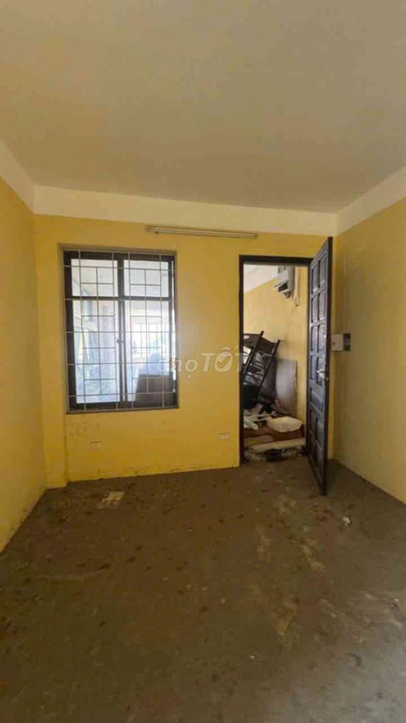 - Bán căn hộ chung cư Định Công, Hoàng Mai, Siêu rẻ, 80m2, 4.8 tỷ