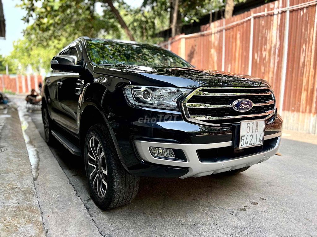 Ford Everest 2018 Titanium 2.0L AT 4WD - 9 km