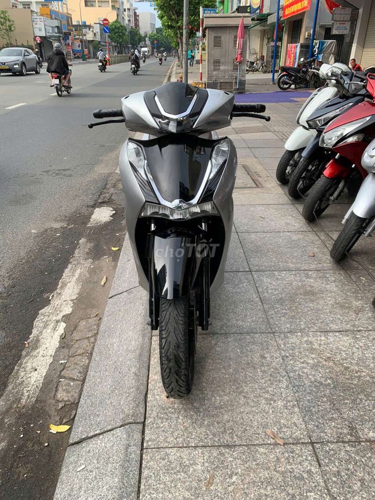 Honda SH 150 ABS 2021 Серебристый Б/У