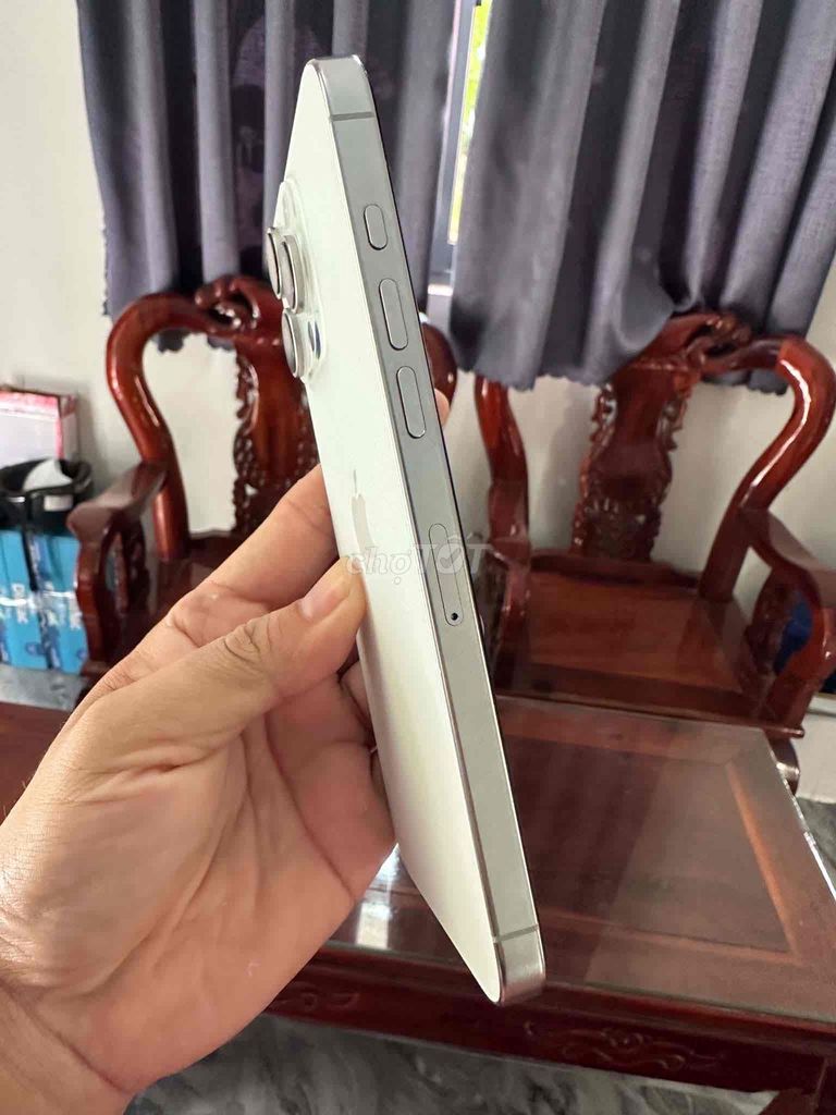 Apple iPhone 16 Pro Max 256GB Trắng Đã sử dụng. Mua bán Điện thoại tại Huyện Châu Thành Bến Tre được đăng bởi Vanvo hình 1