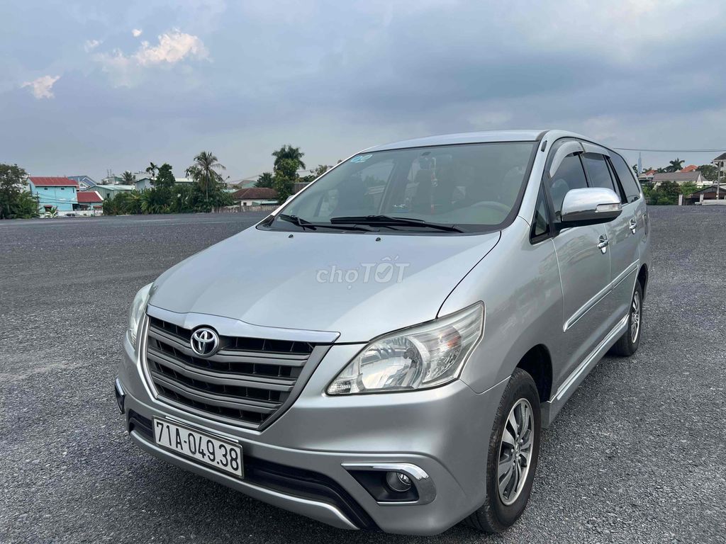 Toyota Innova 2016 2.0E - 138000 km