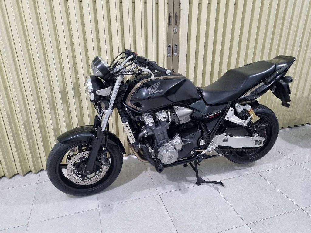 Honda CB 1300 Super Four 2010. Mua bán Xe máy tại Thành phố Vị Thanh Hậu Giang được đăng bởi Ken Đáng hình 5