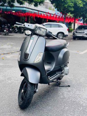 Vespa S 125 3Vie đèn vuông ghi nhám 2015 zin 100%. Mua bán Xe máy tại Quận Cầu Giấy Hà Nội được đăng bởi nguyễn bích thuỷ