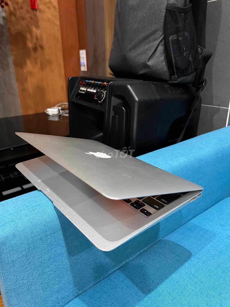Apple MacBook Air 2014 i5 4GB/256GB. Mua bán Laptop tại Huyện Long Điền Bà Rịa - Vũng Tàu được đăng bởi tran khang hình 1