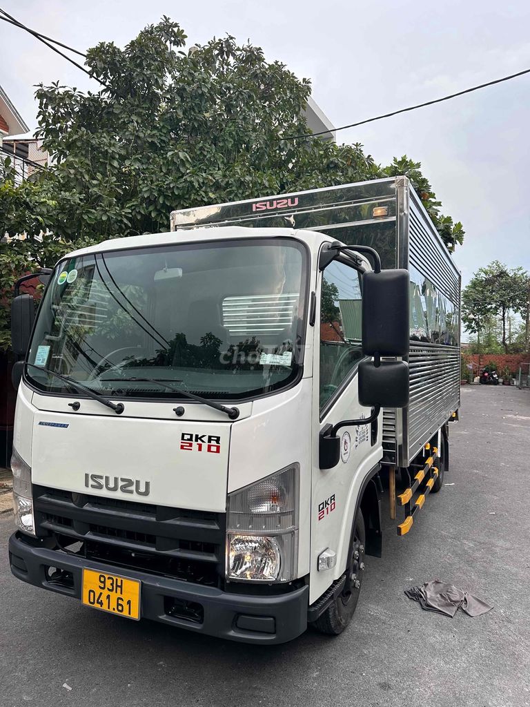 Isuzu 210 .1.99 t.12/2023 nhu xe mới