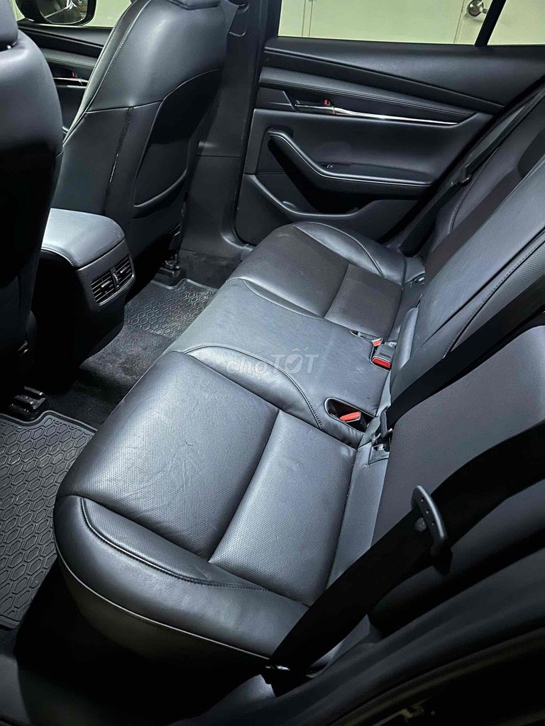 Mazda Mazda3 2024 1.5 Luxury. Mua bán Ô tô tại Quận Cầu Giấy Hà Nội được đăng bởi Cường Lê hình 7