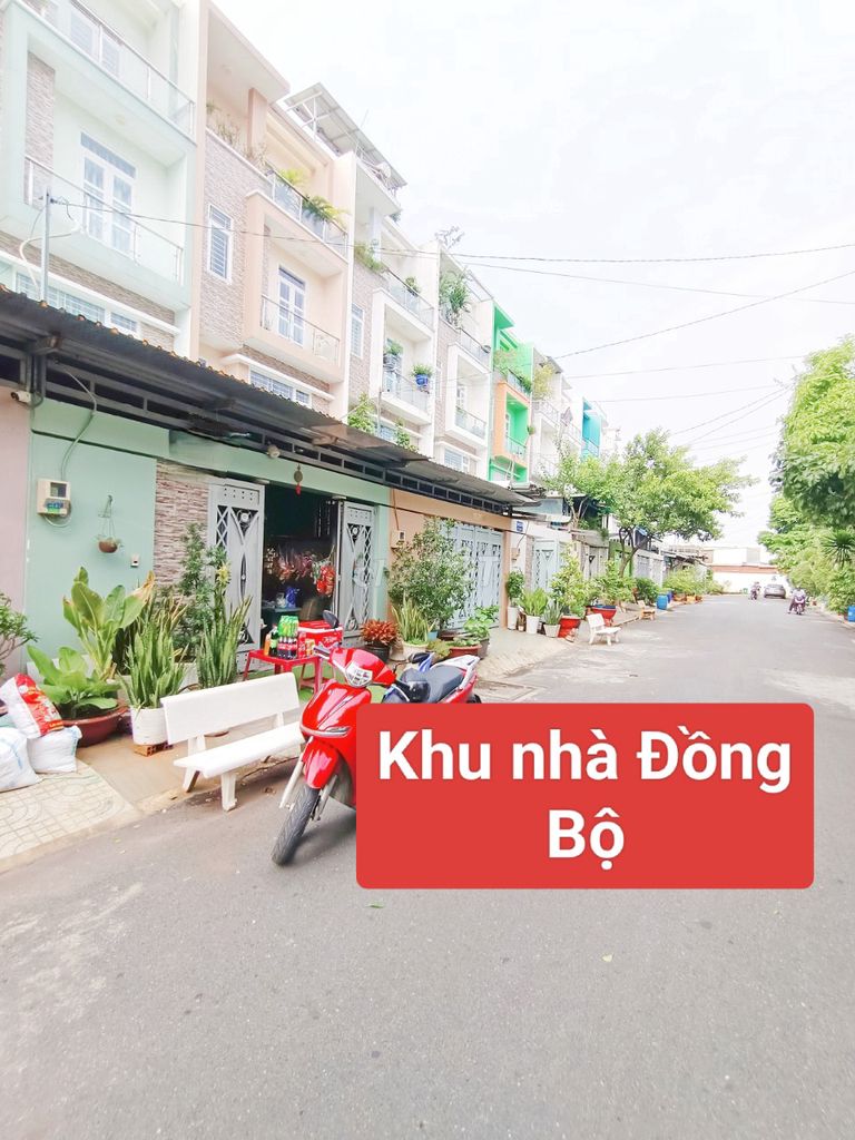 KHU VÍP- HXH 10M Đường TÔ NGỌC VÂN- 4X18M- 4 LẦU- SHR+ SÂN XE HƠI