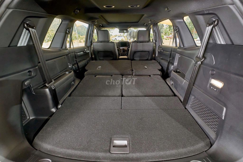 Ford Everest 2025 Titanium 2.0L 4x2 AT. Mua bán Ô tô tại Huyện Châu Thành Tiền Giang được đăng bởi Showroom đại lý xe Ford Tiền Giang hình 3