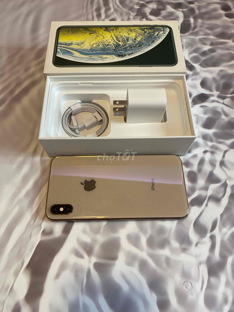 iPhone XS Max 256G QTế Zin Full Bao Xài Thoải Mái. Mua bán Điện thoại tại Quận 7 Tp Hồ Chí Minh được đăng bởi Apple Flagship Store hình 1