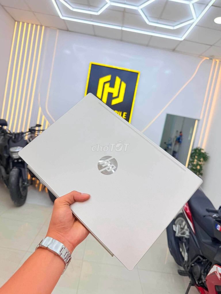 HP Pavilion 14 i5-8265U 14 inch 4GB/128GB Bạc. Mua bán Laptop tại Quận 1 Tp Hồ Chí Minh được đăng bởi Hội Đồ Điện Tử hình 1