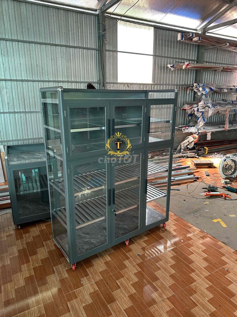Tủ chén nhôm xám chống ẩm mốc. Mua bán Tủ, kệ gia đình tại Huyện Chợ Mới An Giang được đăng bởi Đặng Hiếu Thạnh hình 1