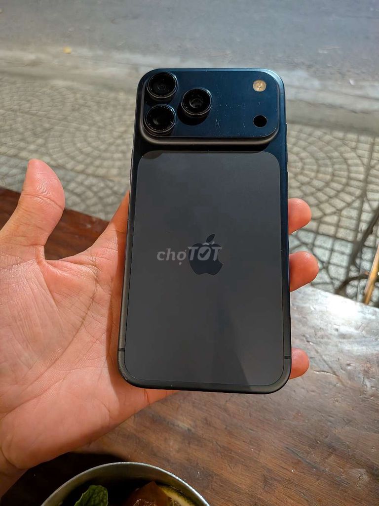 Apple iPhone 17 Pro Max 512GB Đen Úc. Mua bán Điện thoại tại Quận Hải Châu Đà Nẵng được đăng bởi Truc Tran hình 1