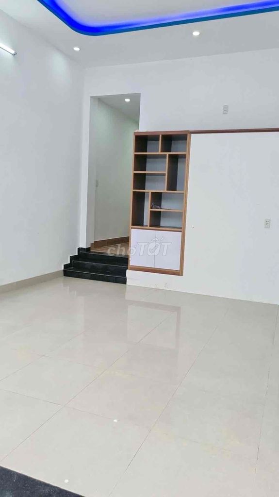 BÁN CĂN NHÀ 70m2 ngang gần 5m KIỆT OTO NGÔ CHÂ LƯU.