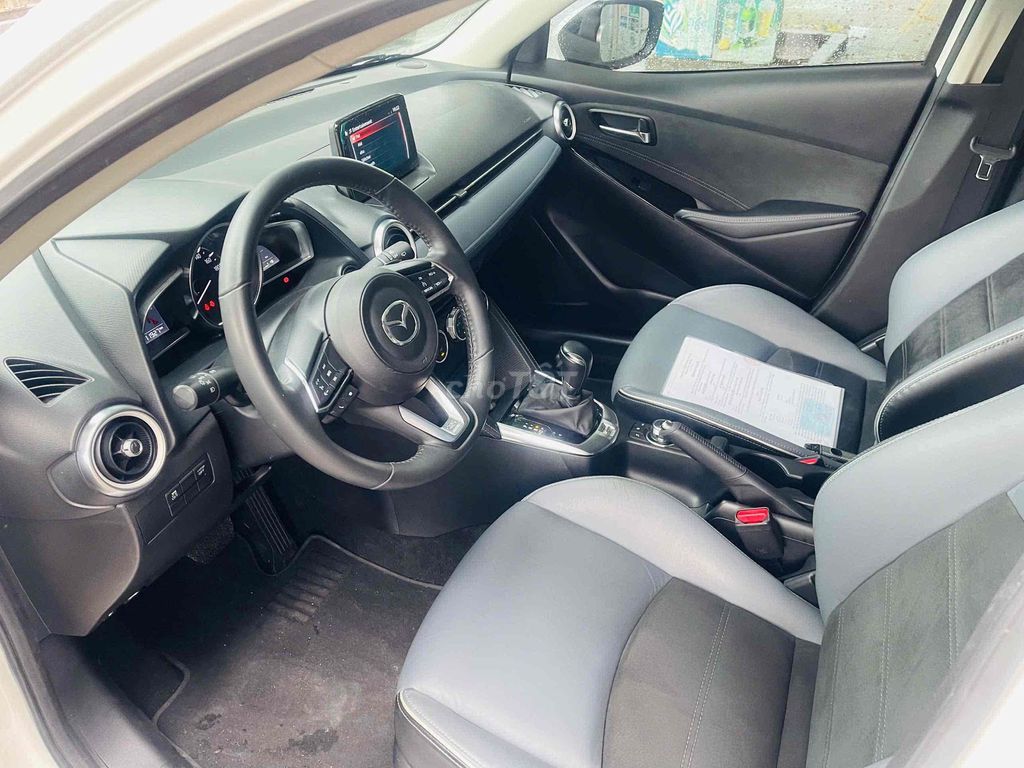 Mazda 2 2020 Sport Luxury - 11000 km. Mua bán Ô tô tại Thành phố Biên Hòa Đồng Nai được đăng bởi Kiên Ford hình 4